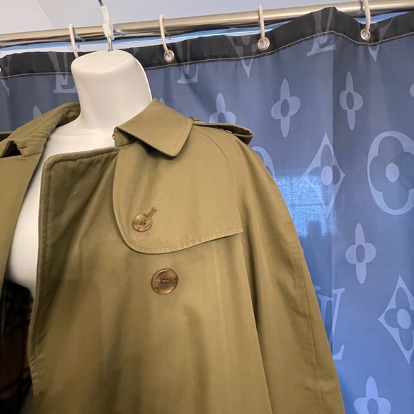 Burberry green woman’s size 16 long vintage trench coat without liner E… - Picture 9 of 15